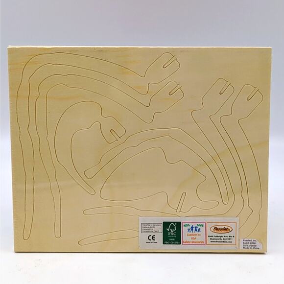 Puzzled 3D Puzzle Tarantula Spider Wood Craft Construction Kit - 28 Pcs Pack - Picture 2 of 2